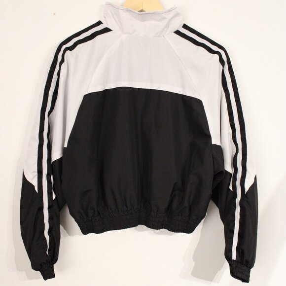 Cropped Windbreaker Jacket - Picture 4 of 5